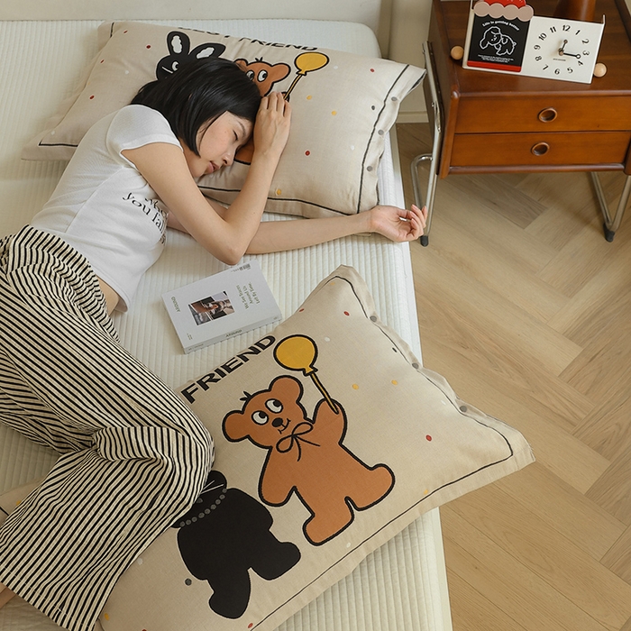 91家纺网 家纺一手货源 找家纺 2024新款全棉四层纱布枕套一对装纽扣款枕套 好兔友