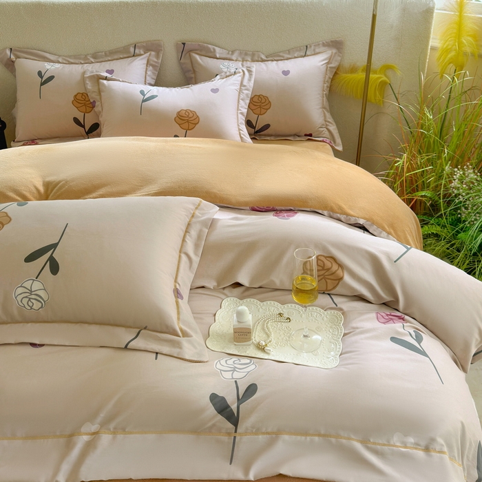 91家纺网 家纺一手货源 找家纺 2025新款A纯棉B牛奶绒四件套13376全棉加绒一字绣宽边轻奢套件-夹棉款 卉雅