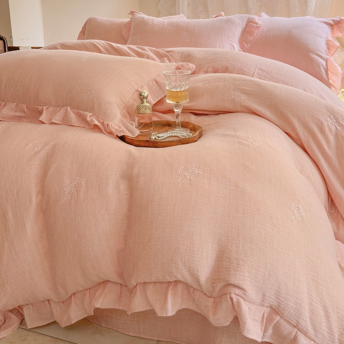 91家纺网 家纺一手货源 找家纺 （总）2025新品全棉色织皱皱纱刺绣款四件套