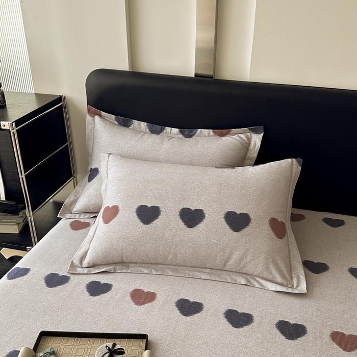 91家纺网 家纺一手货源 找家纺 大柏树 2025新款A类全棉磨毛印花单床单 满心欢喜