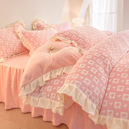 91家纺网 家纺一手货源 找家纺 2024新款加厚牛奶绒韩版雕花四件套风格1（温馨） 飞鸟