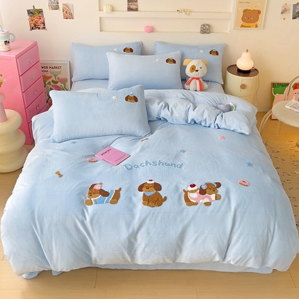 梦之岛 2024新款牛奶绒卡通毛巾绣四件套腊肠狗 腊肠狗-蓝