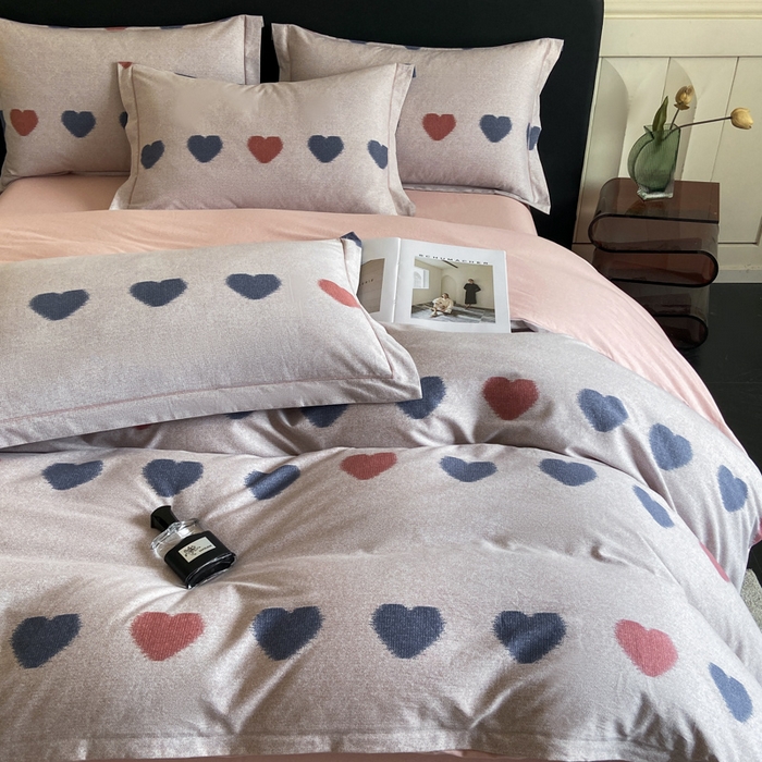 91家纺网 家纺一手货源 找家纺 大柏树 2025新款A类全棉磨毛印花四件套 满心欢喜