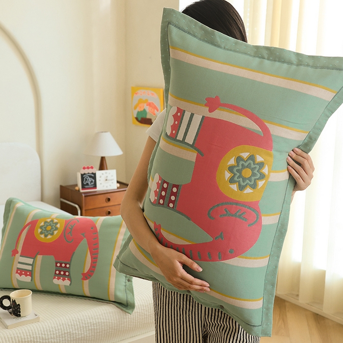 91家纺网 家纺一手货源 找家纺 2024新款全棉四层纱布枕套一对装纽扣款枕套 简约小象