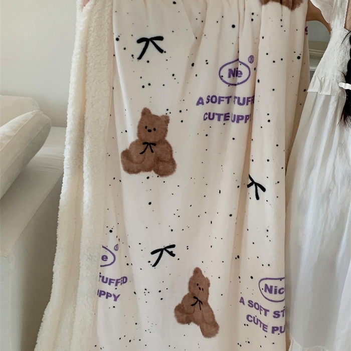 91家纺网 家纺一手货源 找家纺 桃喜 2024新款亲肤舒适牛奶绒羊羔绒毛毯 点点小熊