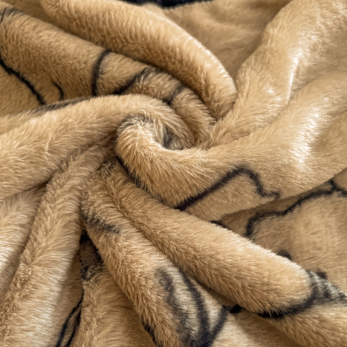 91家纺网 家纺一手货源 找家纺 慕尚家纺 2025新款宽包边高克重兔兔绒牛奶绒加厚保暖法式系列四件套 兔毛-玫瑰-咖