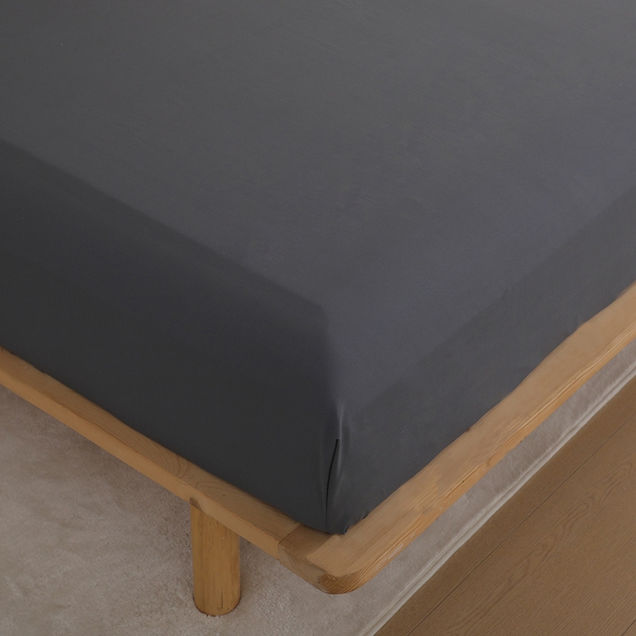 91家纺网 家纺一手货源 找家纺 沐沐家纺 2026新款亲肤舒适简约磨毛布纯色床笠 深灰