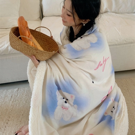 91家纺网 家纺一手货源 找家纺 桃喜 2024新款亲肤舒适牛奶绒羊羔绒毛毯 可爱比熊