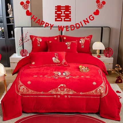 91家纺网 家纺一手货源 找家纺 （总）张公子婚庆馆 2025新款宝宝绒婴儿绒婚庆刺绣四件套 高克重高端婚庆床上用品绣花四件套