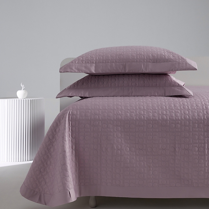 91家纺网 家纺一手货源 找家纺 2024新款设计师款绗缝床盖 薰衣紫