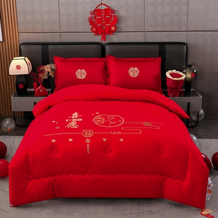 91家纺网 家纺一手货源 找家纺 （总）易展家居 2024新款专版花型绣花婚庆大豆被子被芯