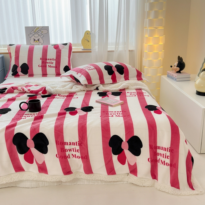 91家纺网 家纺一手货源 找家纺 花伞家居 2024直播新款牛奶绒羊羔绒多功能复合拉链被套款毛毯 毛毯-甜酷少女