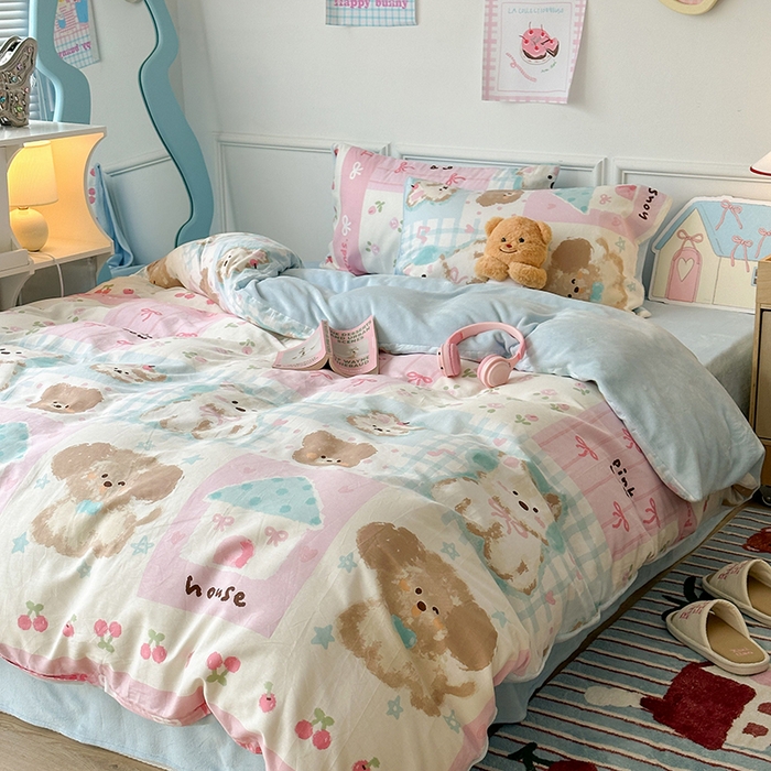 91家纺网 家纺一手货源 找家纺 昔可家纺 2024新款秋冬新款棉加牛奶绒四件套 拼接油画狗