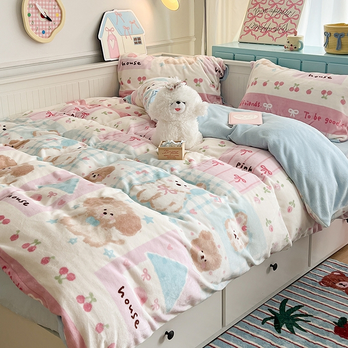 91家纺网 家纺一手货源 找家纺 昔可家纺 2024新款印花牛奶绒四件套系列-卡通系列 油画狗狗