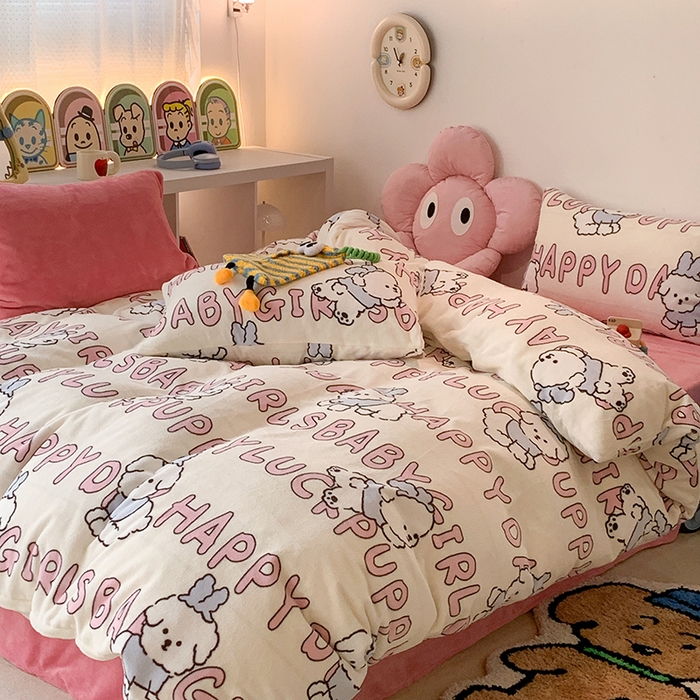 91家纺网 家纺一手货源 找家纺 昔可家纺 2024新款印花牛奶绒四件套系列-2023年热款系列 圣诞小萌狗