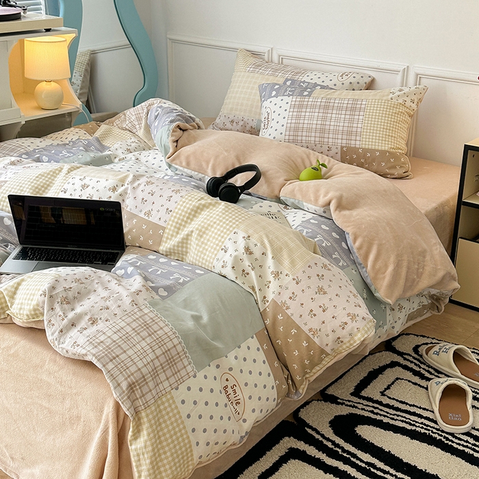 91家纺网 家纺一手货源 找家纺 昔可家纺 2024新款秋冬新款棉加牛奶绒四件套 拼接复古碎花