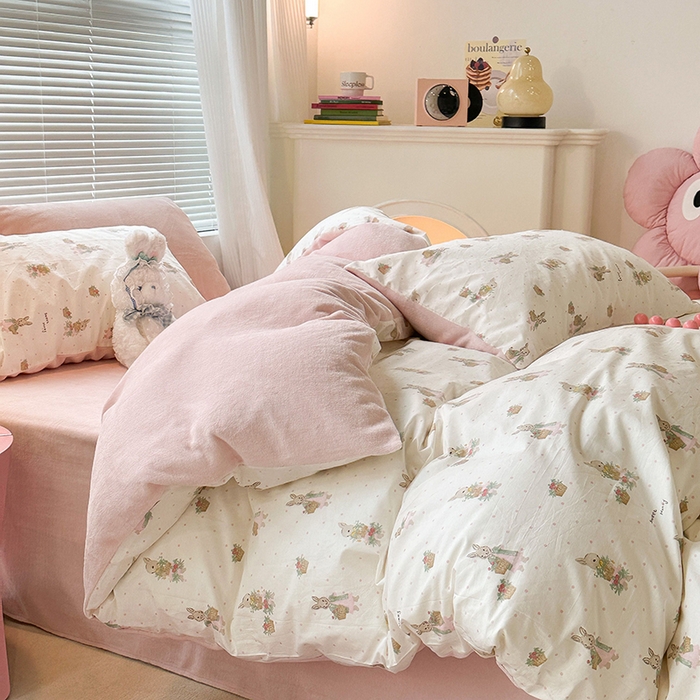 91家纺网 家纺一手货源 找家纺 昔可家纺 2024新款秋冬新款棉加牛奶绒四件套 甜心篮子兔