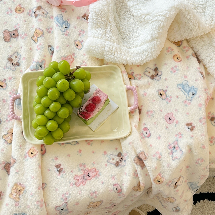 91家纺网 家纺一手货源 找家纺 昔可家纺 2024新款羊羔绒牛奶绒毛毯系列（三）-场景二-卡通系列 油画小萌物