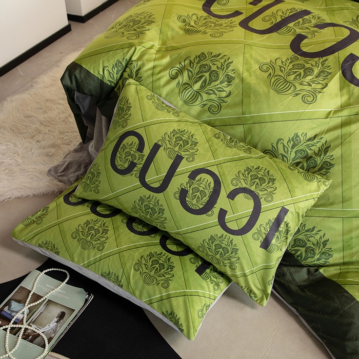 91家纺网 家纺一手货源 找家纺 色鬼布艺 2024新款婴儿绒数码印花牛奶绒四件套仿大牌直播爆款网红款 复古绿