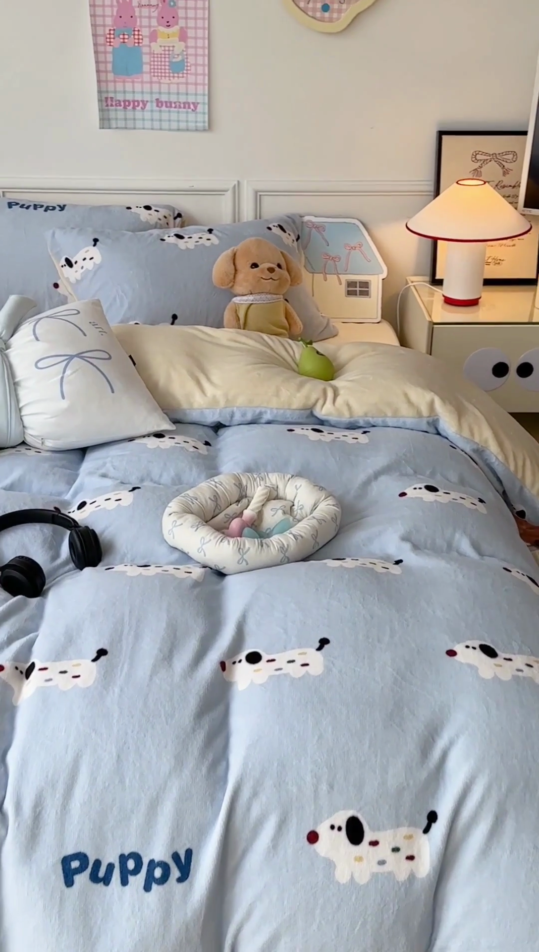 91家纺网 家纺一手货源 找家纺 昔可家纺 2024新款印花牛奶绒四件套系列-卡通系列 糖果小狗