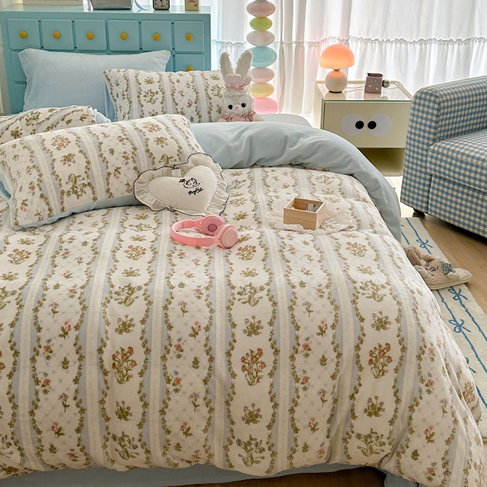 91家纺网 家纺一手货源 找家纺 昔可家纺 2024新款印花牛奶绒四件套系列-复古小清新系列 仙仙琉璃花