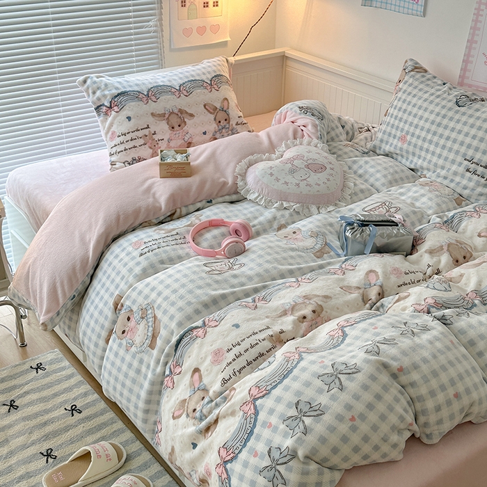 91家纺网 家纺一手货源 找家纺 （总）昔可家纺 2024新款印花牛奶绒四件套系列-洛丽塔风