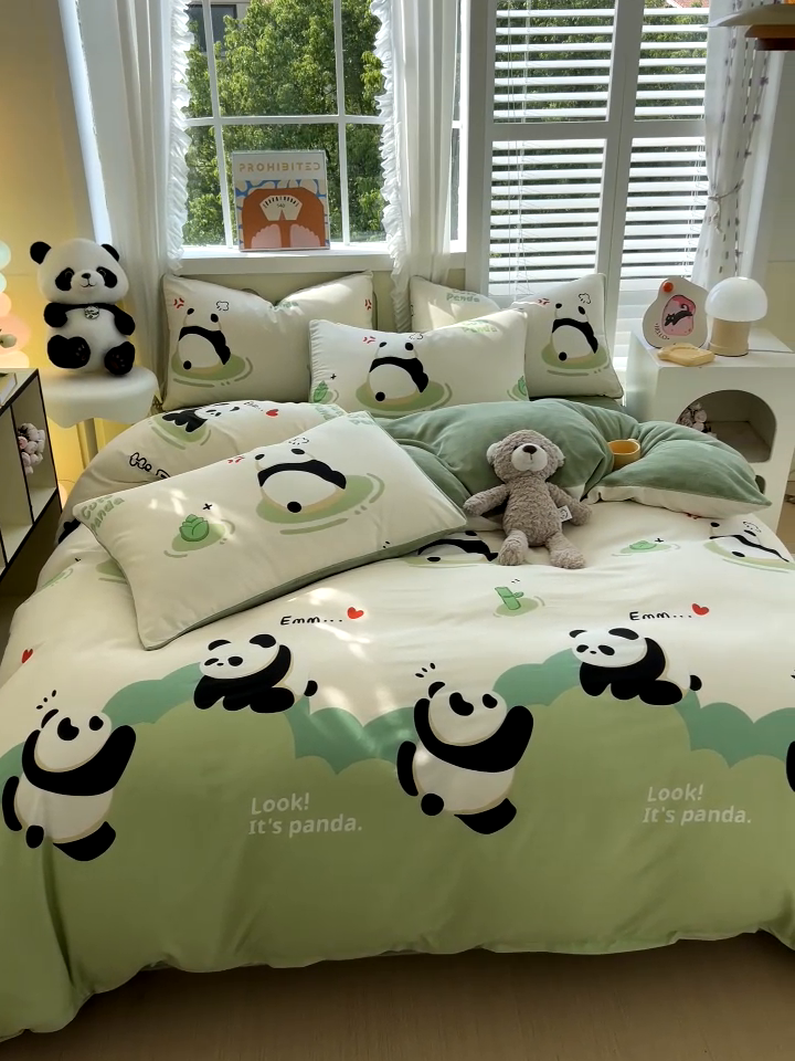 91家纺网 家纺一手货源 找家纺 金鑫汇家纺 2024年新款棉加绒印花四件套保暖牛奶绒法莱绒水晶绒棉加绒-熊猫乐园