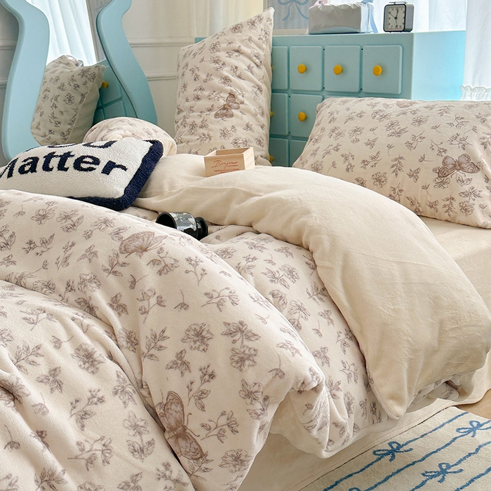 91家纺网 家纺一手货源 找家纺 昔可家纺 2024新款印花牛奶绒四件套系列-复古小清新系列 复古蝴蝶