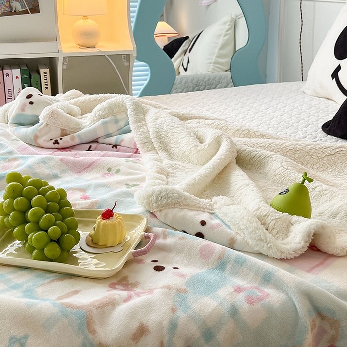 91家纺网 家纺一手货源 找家纺 昔可家纺 2024新款羊羔绒牛奶绒毛毯系列（三）-场景二-卡通系列 油画狗狗