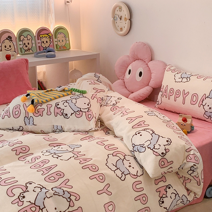 91家纺网 家纺一手货源 找家纺 昔可家纺 2024新款印花牛奶绒四件套系列-2023年热款系列 圣诞小萌狗