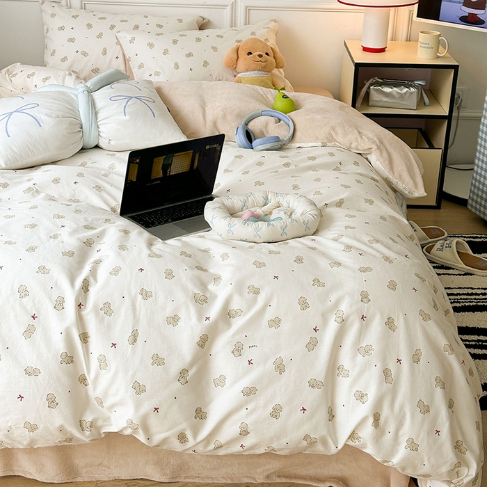 91家纺网 家纺一手货源 找家纺 昔可家纺 2024新款秋冬新款棉加牛奶绒四件套 棕色小比熊