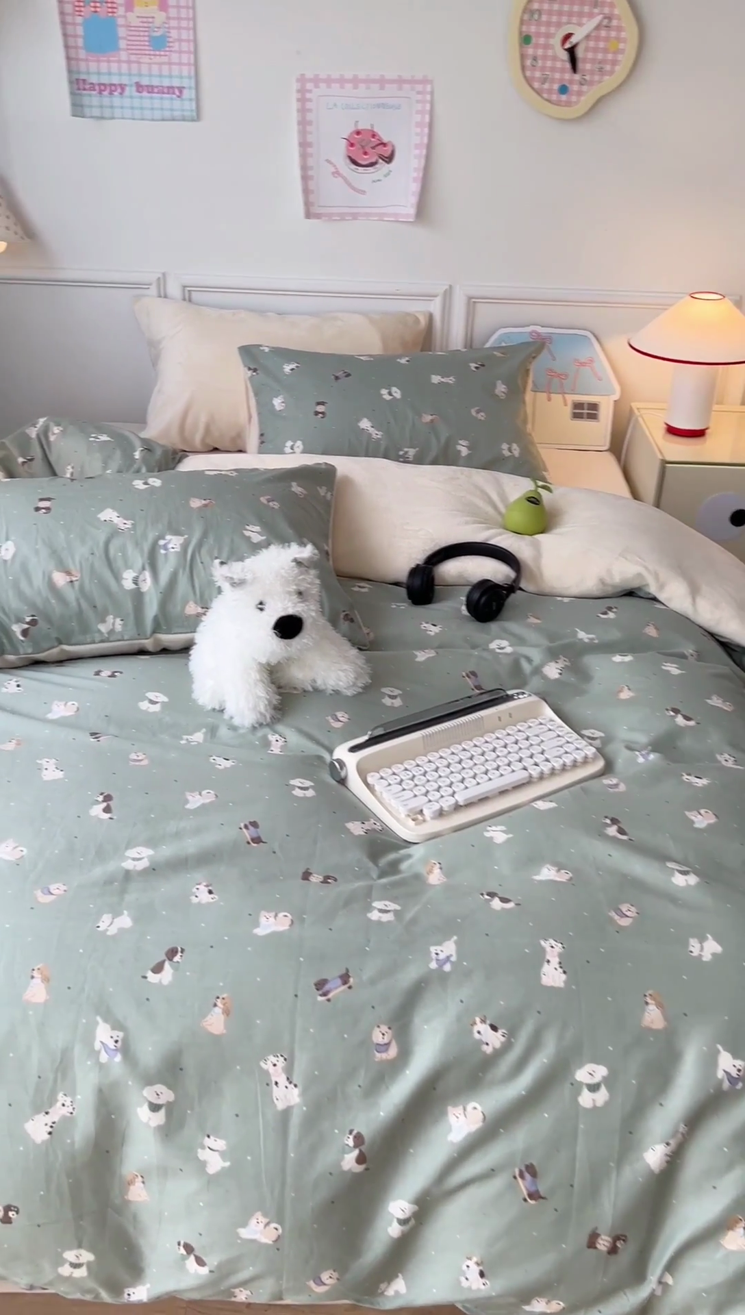 91家纺网 家纺一手货源 找家纺 昔可家纺 2024新款秋冬新款棉加牛奶绒四件套 伙伴狗狗