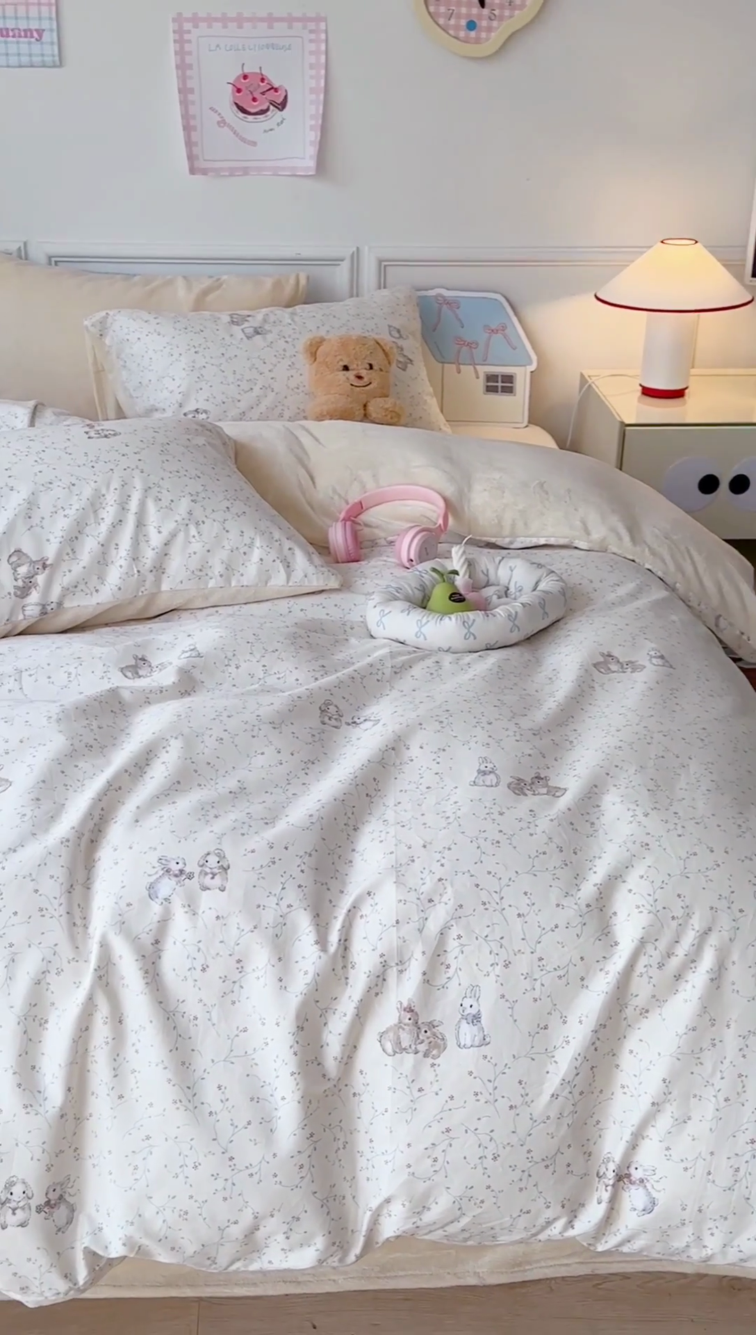 91家纺网 家纺一手货源 找家纺 昔可家纺 2024新款秋冬新款棉加牛奶绒四件套 花枝小兔