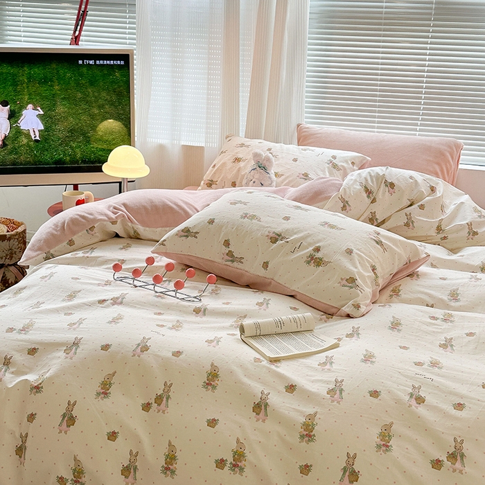 91家纺网 家纺一手货源 找家纺 昔可家纺 2024新款秋冬新款棉加牛奶绒四件套 甜心篮子兔