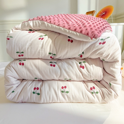 91家纺网 家纺一手货源 找家纺 美宜家 2025新款提花豆豆被A类云锦棉儿童大豆被春秋冬被子被芯豆豆绒 宁静