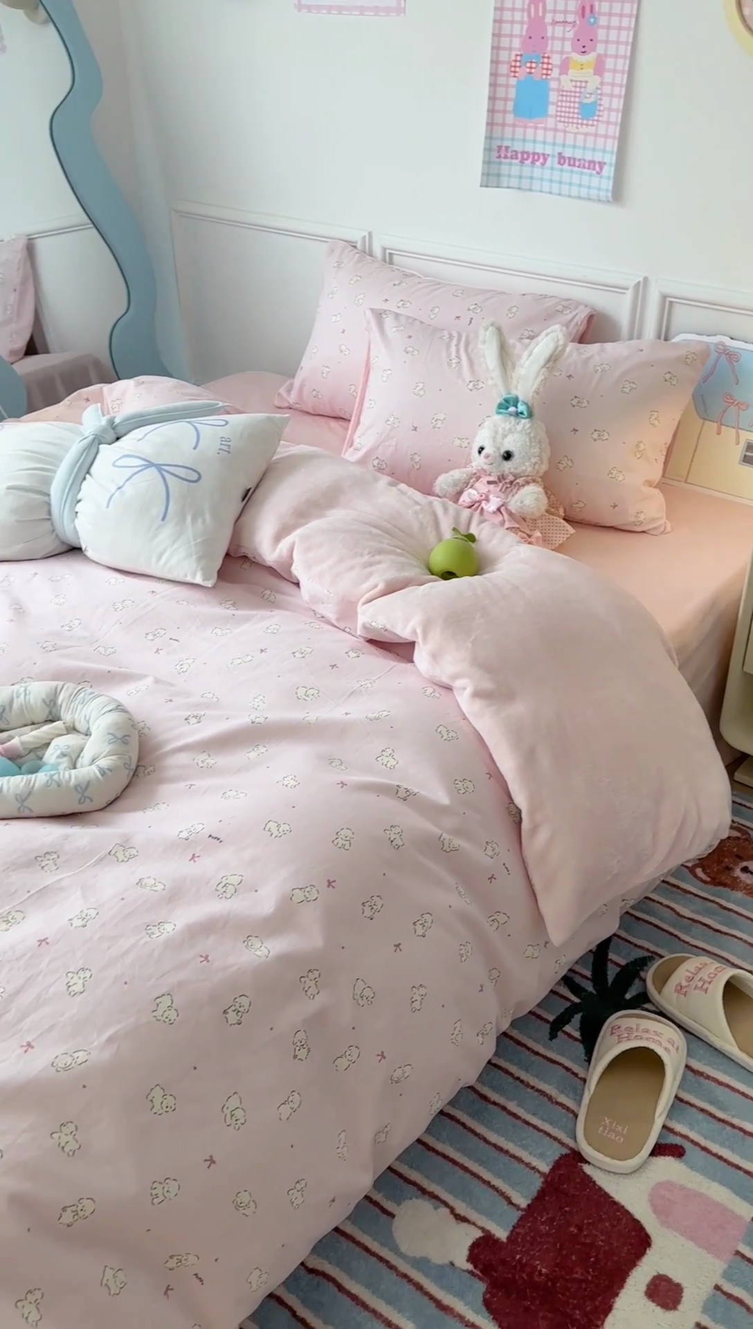 91家纺网 家纺一手货源 找家纺 昔可家纺 2024新款秋冬新款棉加牛奶绒四件套 粉粉小比熊