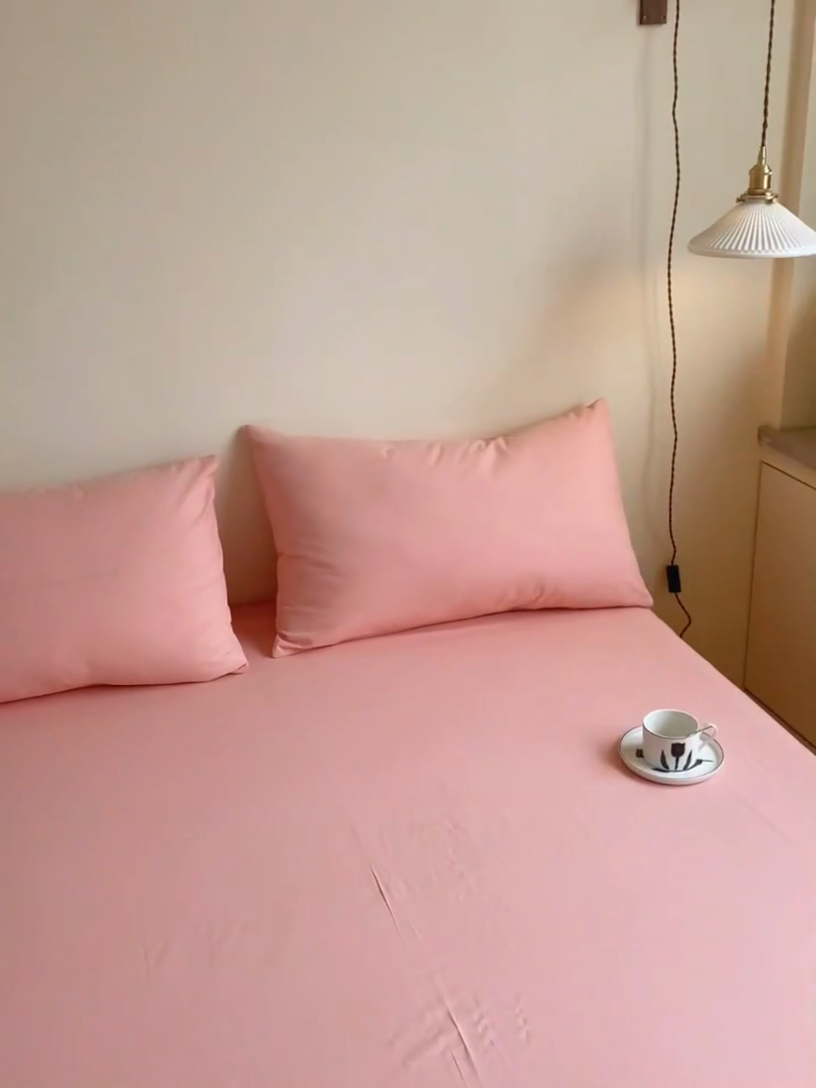 91家纺网 家纺一手货源 找家纺 眠帛家居 2024新款A类亲肤水洗棉纯色单品床单三件套 奶油粉