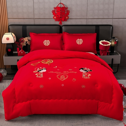 91家纺网 家纺一手货源 找家纺 （总）易展家居 2024新款专版花型绣花婚庆大豆被子被芯