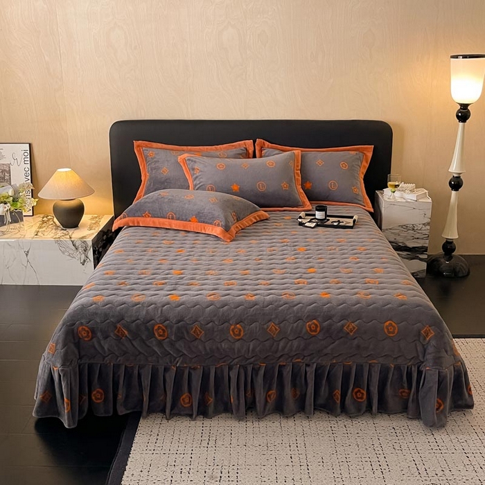 91家纺网 家纺一手货源 找家纺 茉保家纺 2024新款包边款印花牛奶绒床盖四件套 米兰-橘