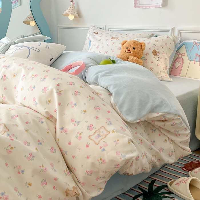 91家纺网 家纺一手货源 找家纺 昔可家纺 2024新款秋冬新款棉加牛奶绒四件套 碎花小狗