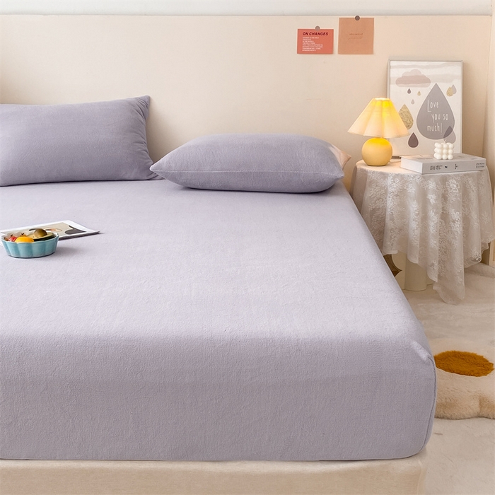 91家纺网 家纺一手货源 找家纺 眠帛家居 2024新款纯色高克重牛奶绒单床笠 浅紫