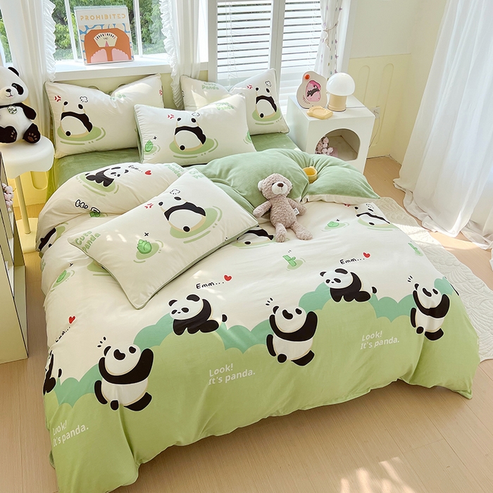 91家纺网 家纺一手货源 找家纺 金鑫汇家纺 2024年新款棉加绒印花四件套保暖牛奶绒法莱绒水晶绒棉加绒-熊猫乐园