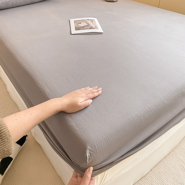 91家纺网 家纺一手货源 找家纺 眠帛家居 2024新款A类亲肤水洗棉纯色单品床笠三件套 浅灰