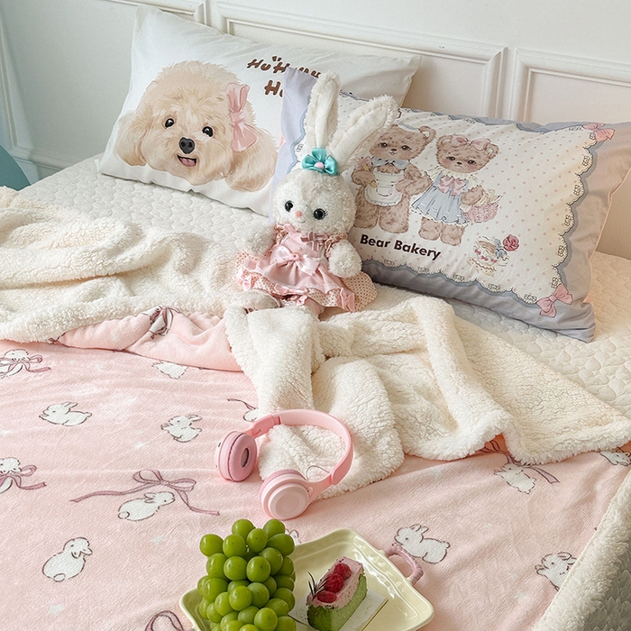 91家纺网 家纺一手货源 找家纺 昔可家纺 2024新款羊羔绒牛奶绒毛毯系列（三）-场景二-卡通系列 星野兔