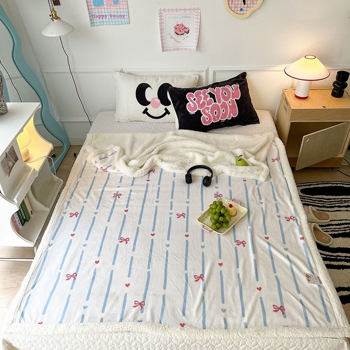 91家纺网 家纺一手货源 找家纺 昔可家纺 2024新款羊羔绒牛奶绒毛毯系列（三）-场景二-少女风系列 梦幻蝴蝶结