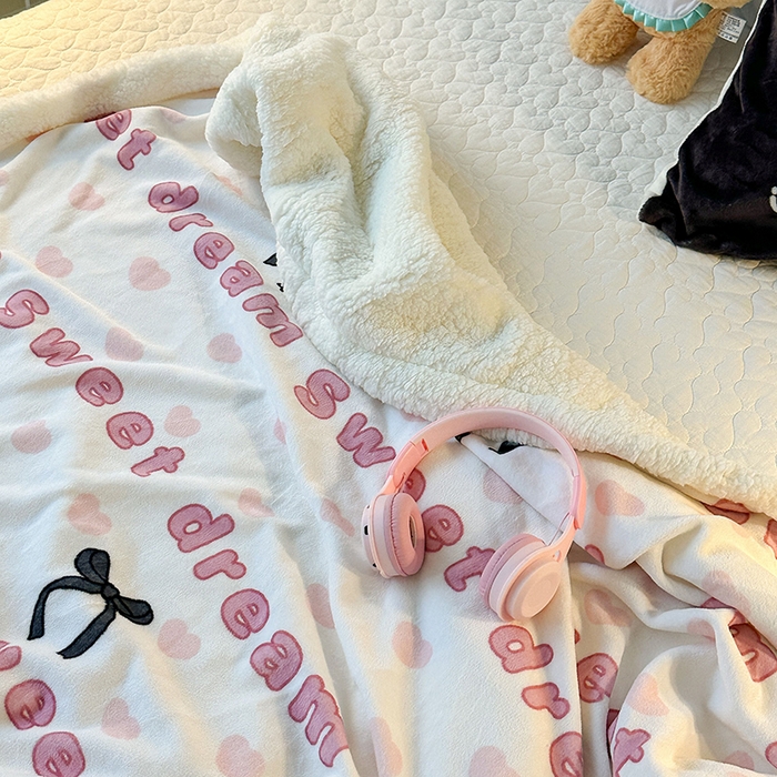 91家纺网 家纺一手货源 找家纺 （总）昔可家纺 2024新款羊羔绒牛奶绒毛毯系列（三）-场景二-少女风系列