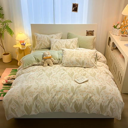 91家纺网 家纺一手货源 找家纺 呗旺鹿 2024新款高克重着色烂花雕花牛奶绒轻奢四件套 春日铃兰清新绿