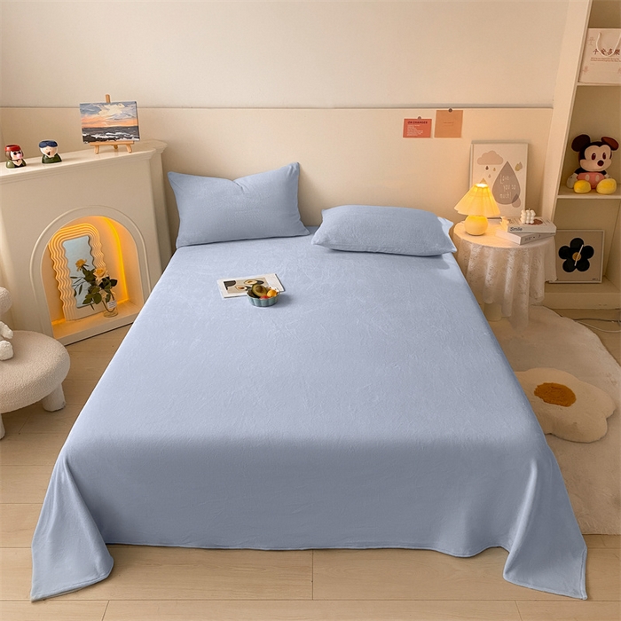 91家纺网 家纺一手货源 找家纺 眠帛家居 2024新款纯色高克重牛奶绒单床单 天空蓝