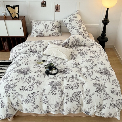 91家纺网 家纺一手货源 找家纺 昔可家纺 2024新款印花牛奶绒四件套系列-复古小清新系列 墨山繁花