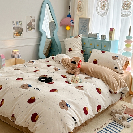昔可家纺 2024新款印花牛奶绒四件套系列-卡通系列 苹果小棕狗